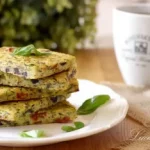 Cuketové placky so sušenými paradajkami a olivami